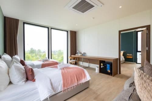 2 Bedroom Family Suite