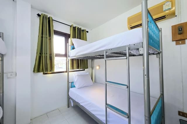 Shared Dormitory, Mixed Dorm