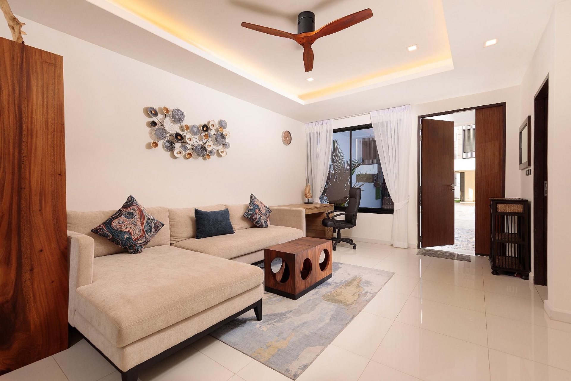 สเปเชียส ทาวน์เฮ้าส์ 3 ห้องนอน อิน ลากูน่า พาร์ค (Spacious 3bd Townhouse in Laguna park)0
