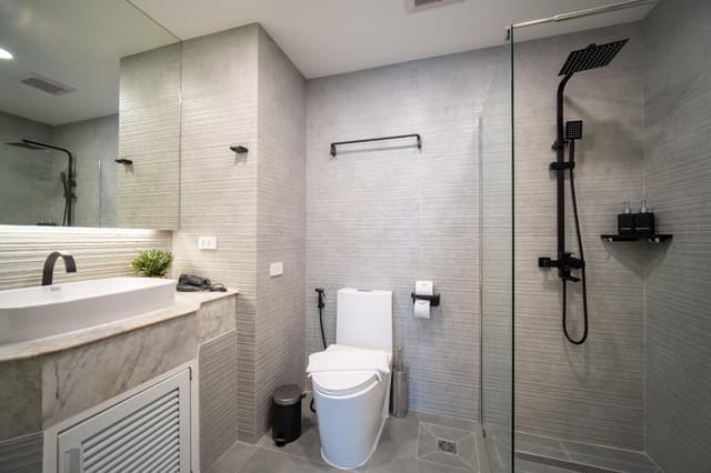 One Bedroom Deluxe Pool Suite