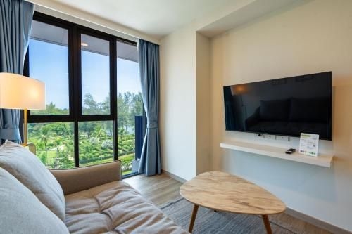 Apt 2Bd with 2Bt in Skypark Laguna Bang tao1