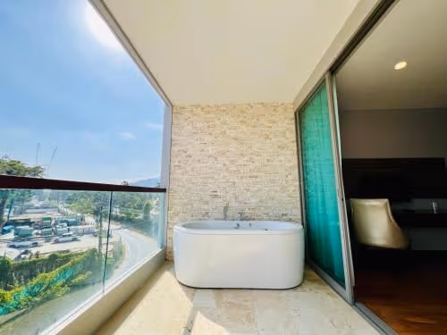 One Bedroom Apartment