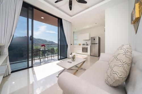 ซีวิว 2บีอาร์ คอนโด วิวา ป่าตอง A401 ฟรีดอม บีช (Seaview 2BR Condo Viva Patong A401, Freedom Beach)0