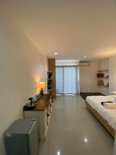 ไฟว์ โลฟส์ เบดส์ ป่าตอง (Five Loaves Beds Patong)1