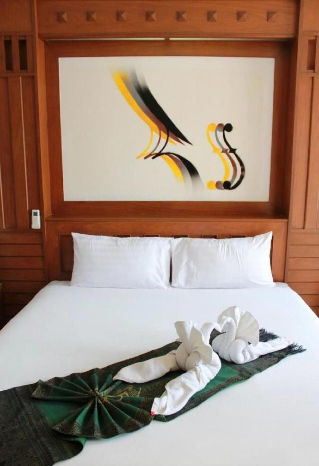โรงแรมตาลยา ป่าตอง (Talya Patong Hotel)2