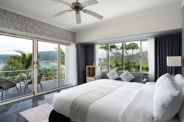 Luxury Villa, 5 Bedrooms, Sea View