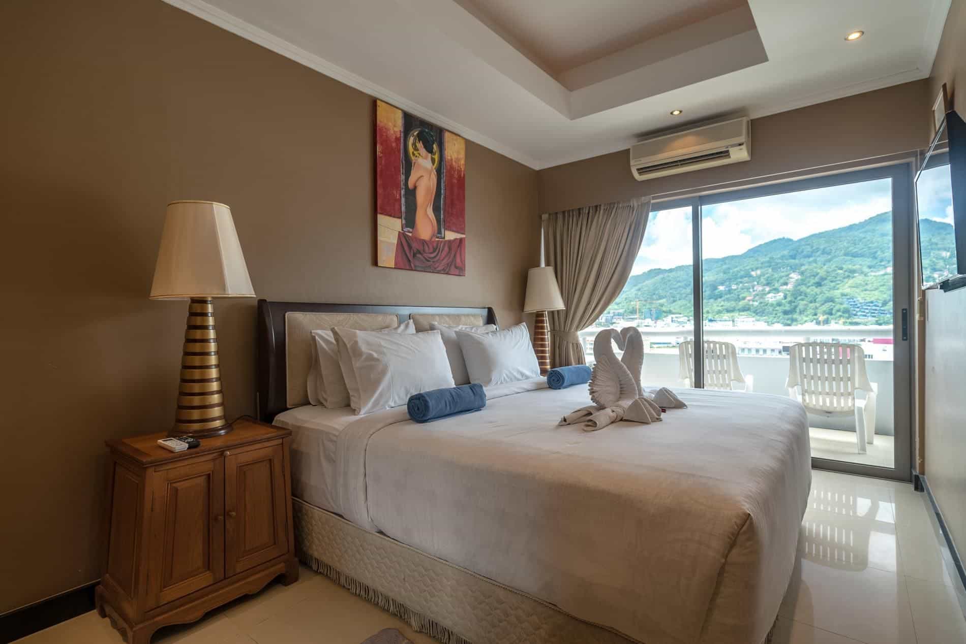 Patong Tower -prime location, 150m to beach, cafes Patong Tower -prime location, 150m to beach, cafes