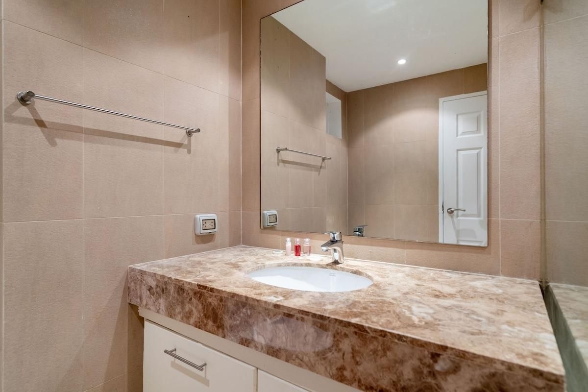 กะตะ โอเชียน วิว เรสซิเดนซ์ (Mountain View Apt, High Speed Internet - 1BR-Karon)3