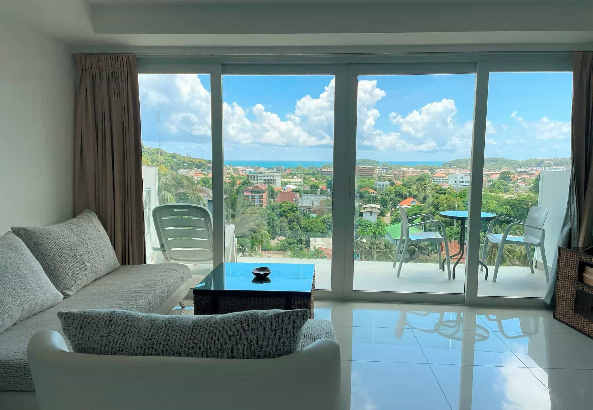 Spacious apartment at Kata Ocean View M11 Spacious apartment at Kata Ocean View M11