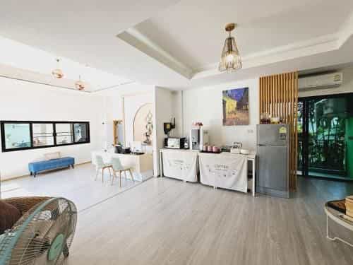 Stayhere Airport Service Apartment Stayhere Airport Service Apartment