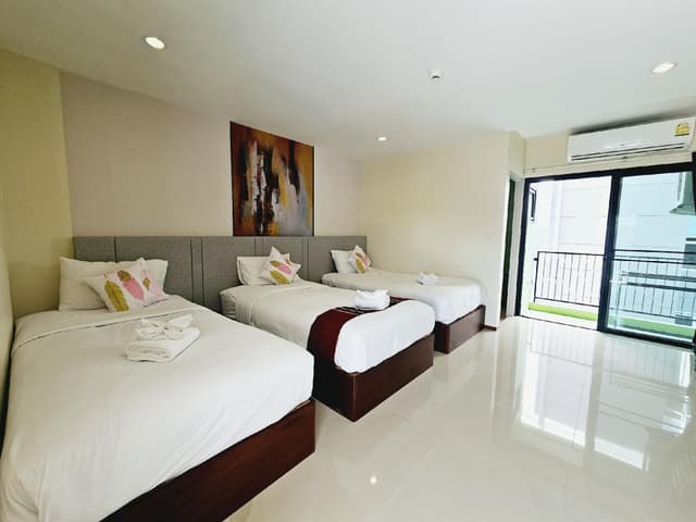 Triple Bedroom - with 3 Single Bed