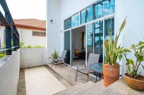 ฮิลล์ไซด์ ซีวิว เรสซิเดนซ์ กะรน (Hillside Seaview Residence Karon)2