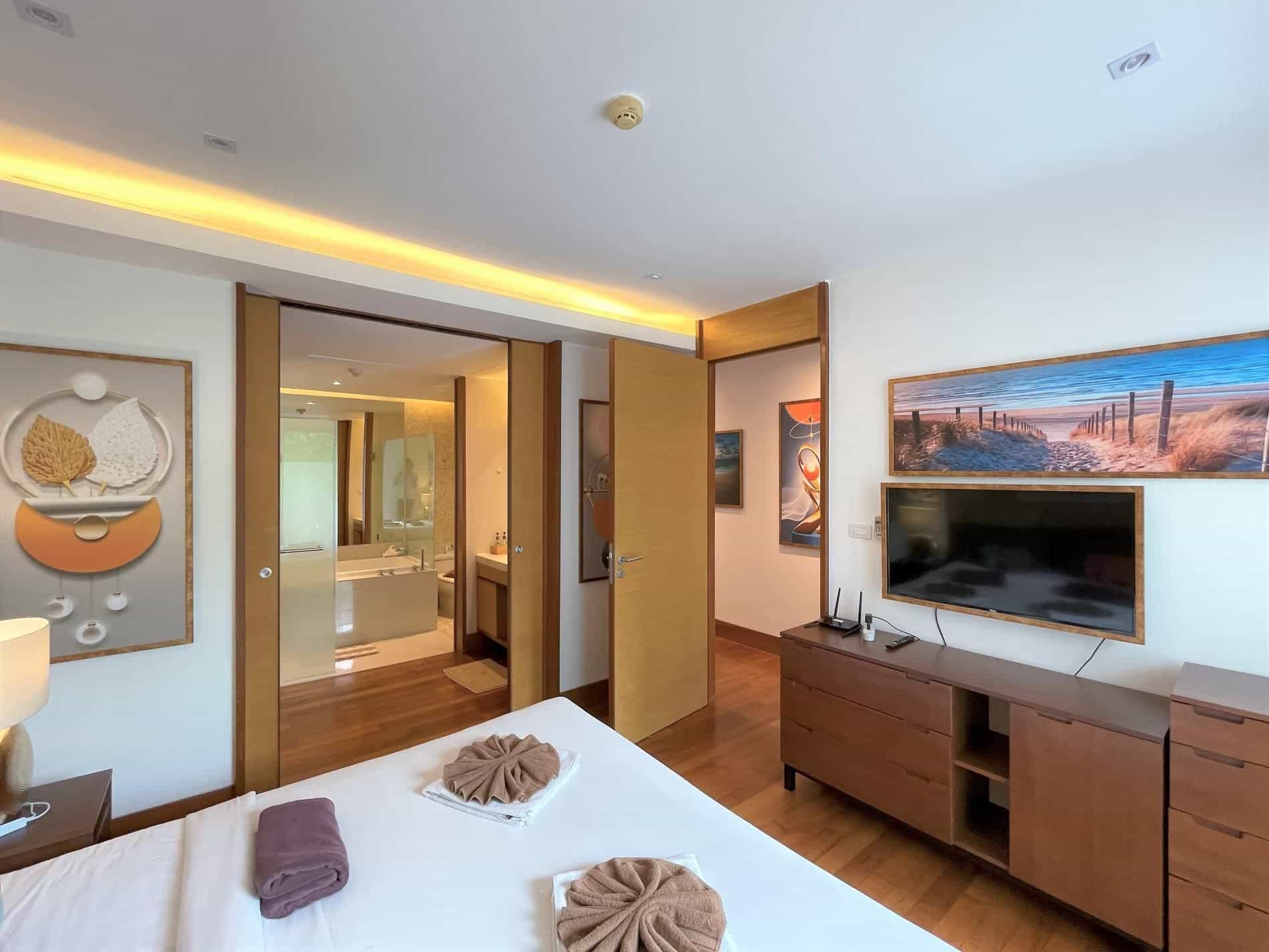 Naithon beachfront apartment-pool, gym, restaurant Naithon beachfront apartment-pool, gym, restaurant