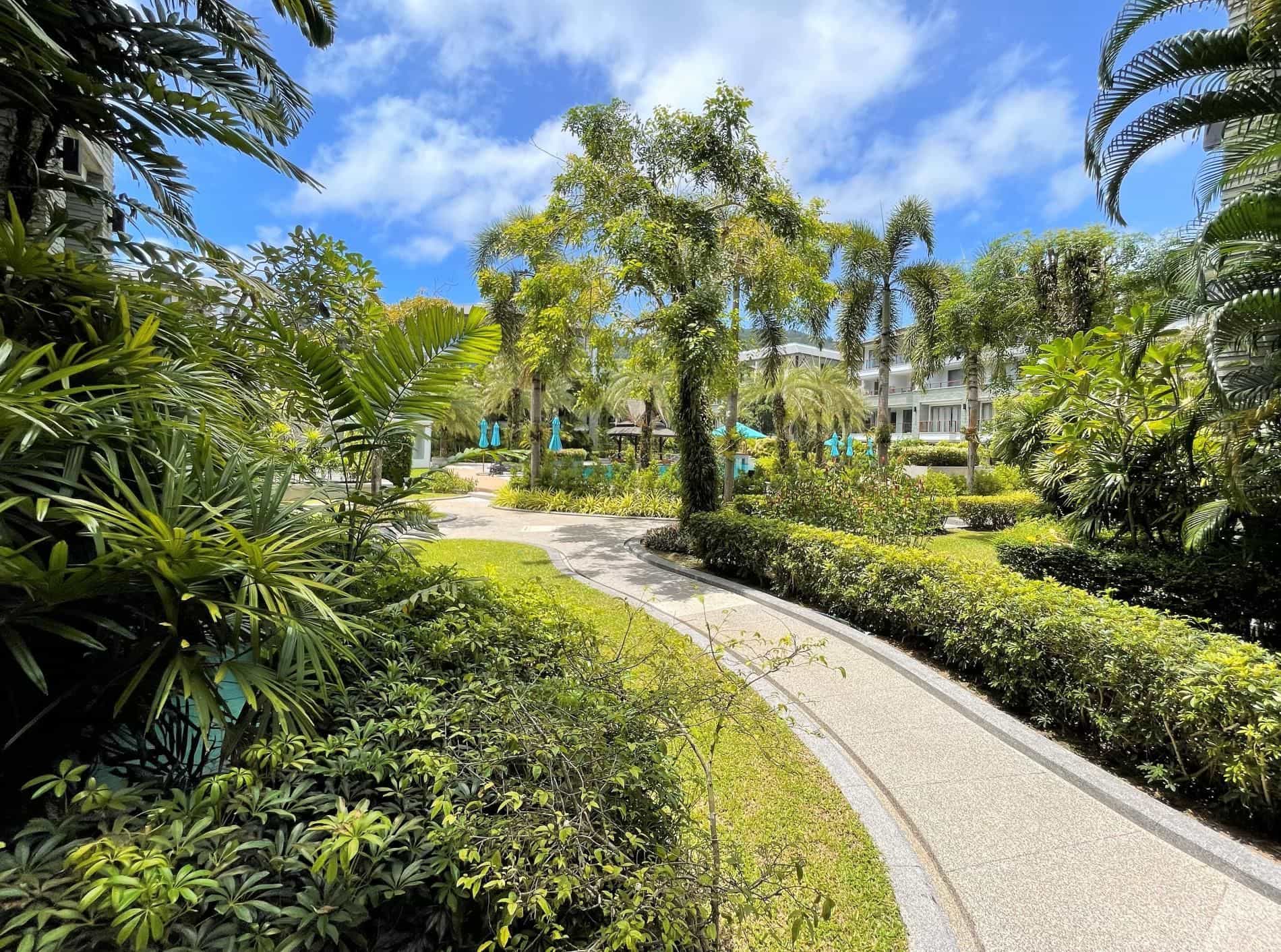 Naithon beachfront apartment-pool, gym, restaurant Naithon beachfront apartment-pool, gym, restaurant