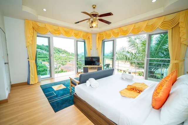 Seaview Deluxe