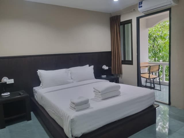 Balcony Room