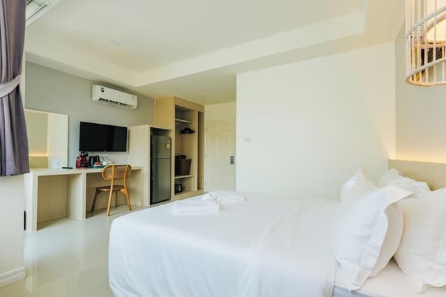 Standard Single Room, Hill View