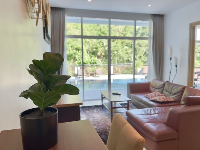 Luxury Apartment, 2 Bedrooms, Pool View, Mountainside