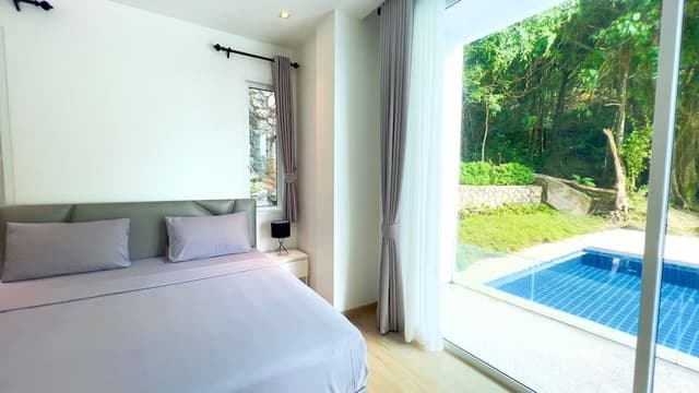 Luxury Apartment, 2 Bedrooms, Pool View, Mountainside