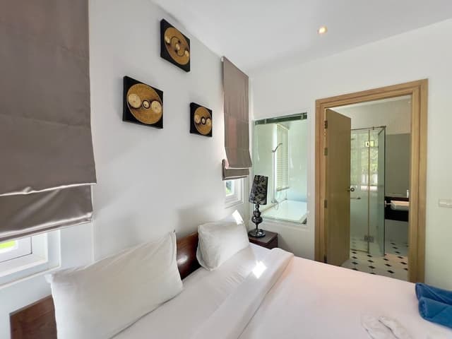 Luxury Apartment, 2 Bedrooms, Pool View, Mountainside