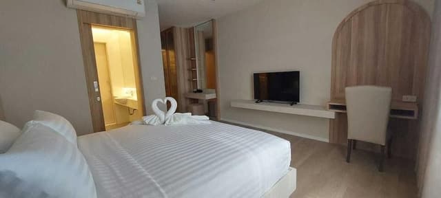 3 Bedroom with Private Pool