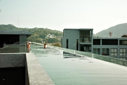 สบาย พร็อพเพอร์ตี้ อะพาร์ท ภูเก็ต วิธ อะ ซี วิว (SABAY PROPERTY apart Phuket with a sea view)2