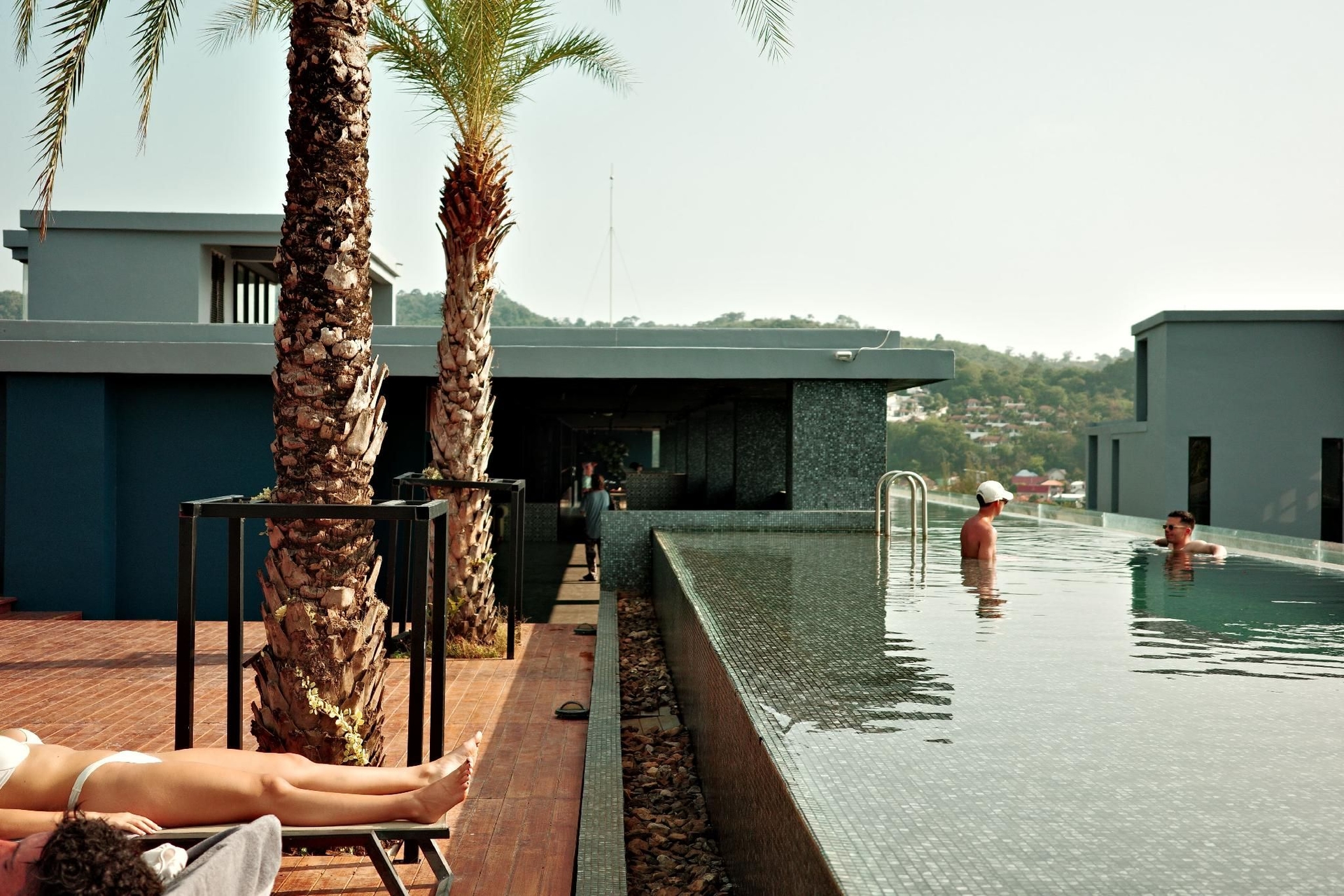 สบาย พร็อพเพอร์ตี้ อะพาร์ท ภูเก็ต วิธ อะ ซี วิว (SABAY PROPERTY apart Phuket with a sea view)3