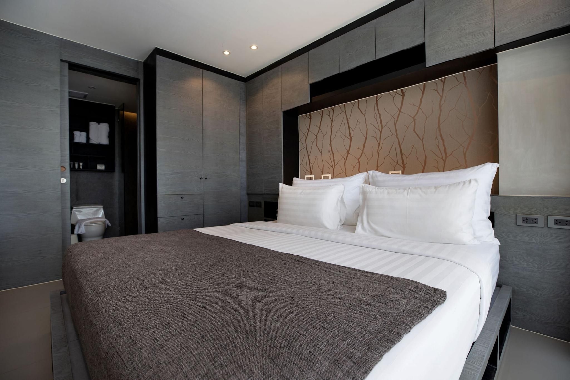 ซิตี้เกท วัน บีอาร์ ดีลักซ์ พูล วิว อะพาร์ทเมนต์ พี 402 (Citygate 1BR Deluxe Pool View Apartment P402)0