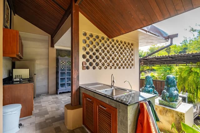 Garden Corner Suite