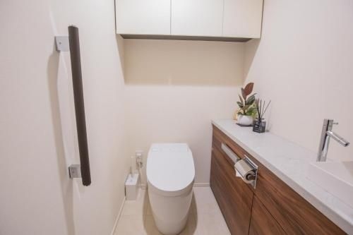 NEW OPEN* City View Suite · Free Airport Pick-Up4