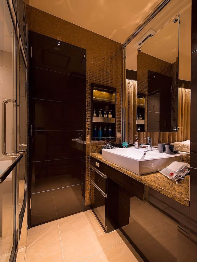 Grande Room long stay Check-in 2 PM / Check-out noon, Smoking