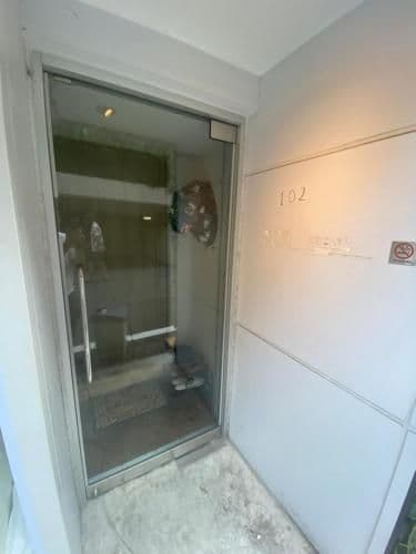 Economy Twin Room - Non-Smoking