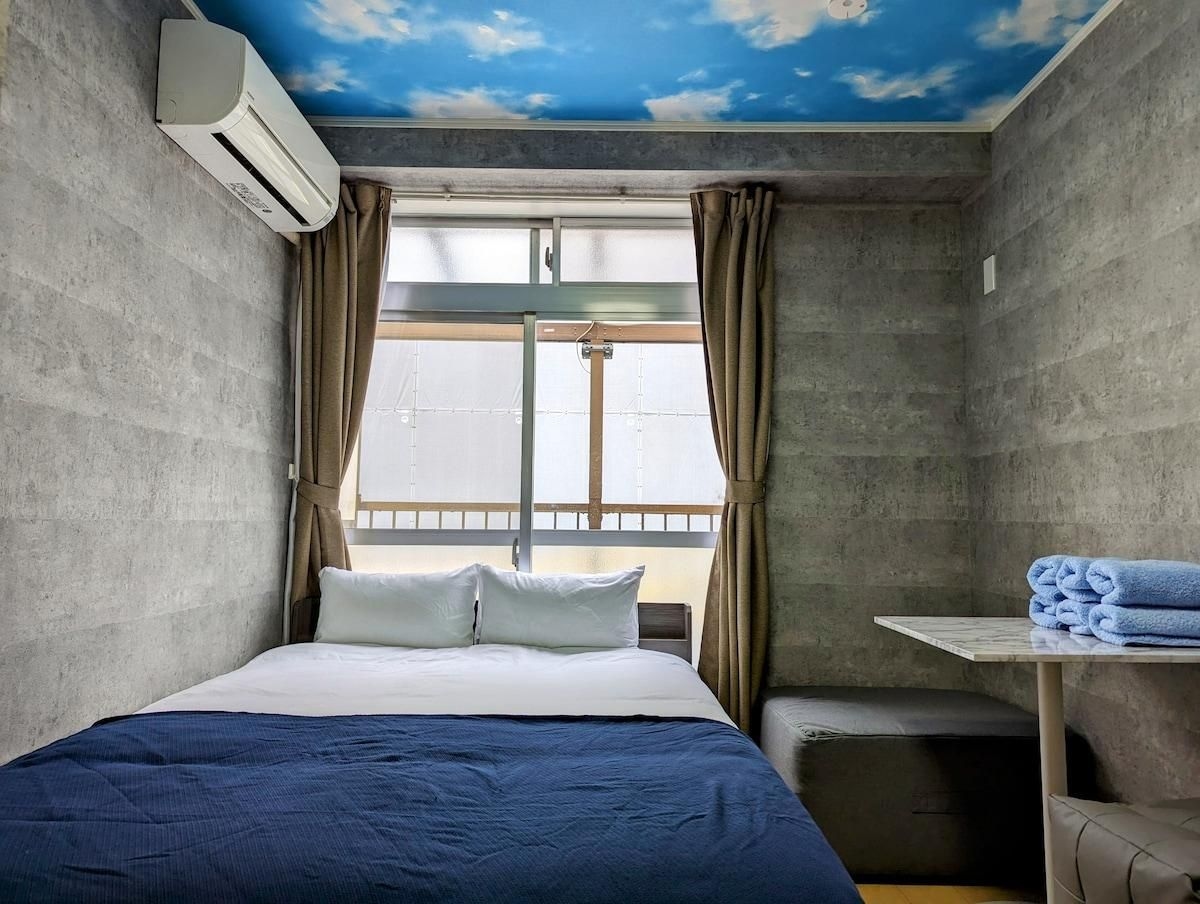 อพาร์ตเมนต์ 1 ห้องนอน 1 ห้องน้ำส่วนตัว ขนาด 100 ตร.ม. – เมงูโระ (2 minutes walk from the station/A comfortable stay in a convenient area in front of the station)0