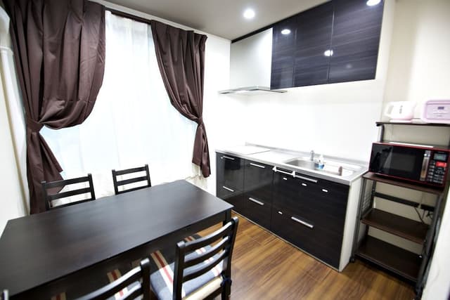 Private Vacation Home with 11 Rooms