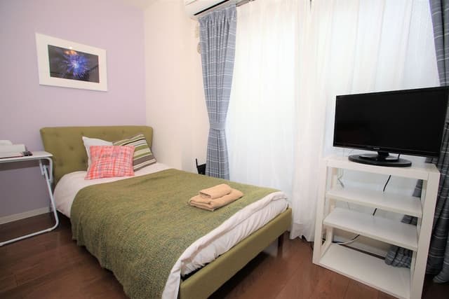 Standard Twin Room (201)