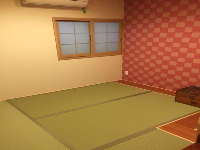 Japanese Economy Twin Room with Shared Bathroom