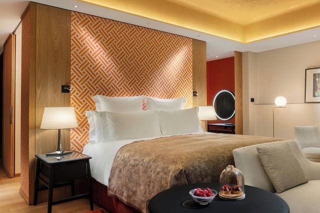 Premium Room, 1 King Bed, Garden View
