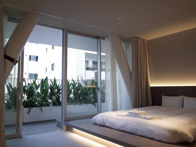 Deluxe Balcony Room Non-Smoking