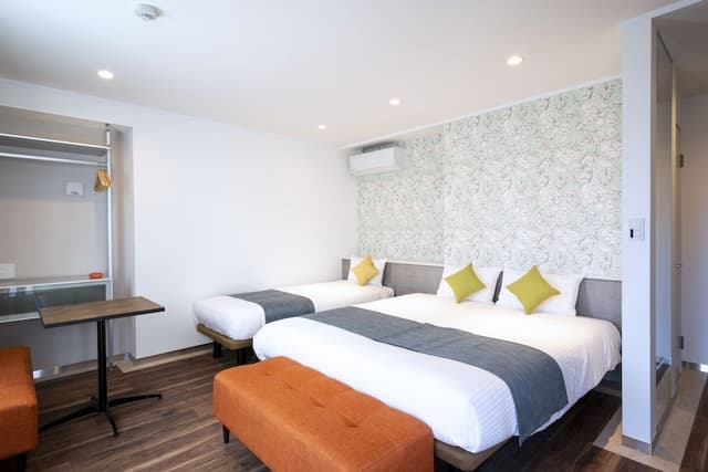 Classic Triple Room