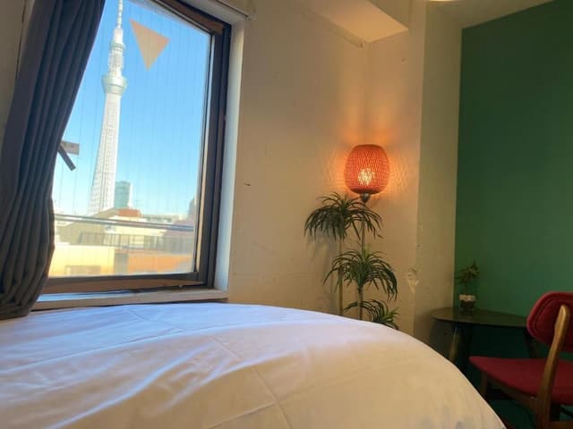 Single Room with Shared Bathroom and Toilet - Non-Smoking