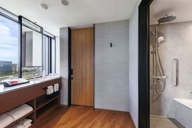 Deluxe Twin Room, Multiple Beds, Non Smoking, River View (Single Use)