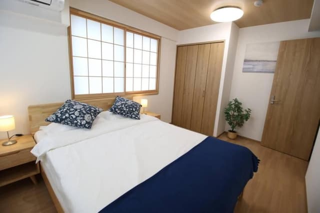 One Bed Room