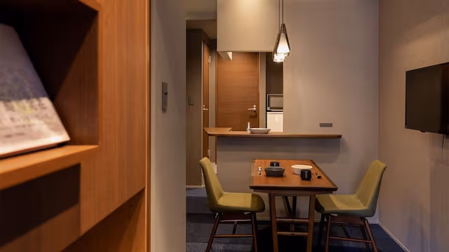 Family Room (B)