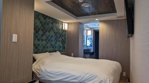 Queen Room