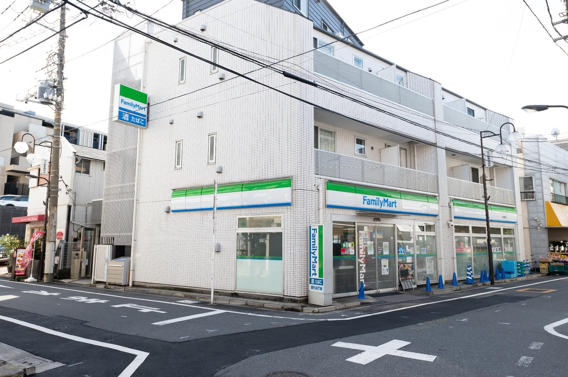 อพาร์ตเมนต์ 1 ห้องนอน 1 ห้องน้ำส่วนตัว ขนาด 32 ตร.ม. – อีเกบูกูโระ (B | 4 minutes to Ikebukuro Station | Direct to Shinjuku and Ginza | 1 minute walk from nearest station | Newly built 201 | Convenience store on 1st floor)3