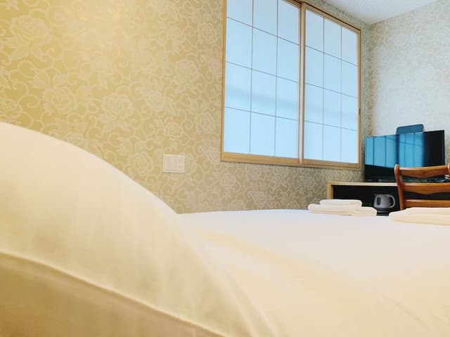 Double Room, Private Bathroom (201)