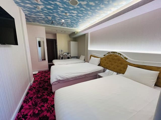 Basic Triple Room