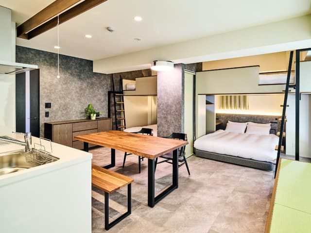 One Bedroom One living Room with Bathtub