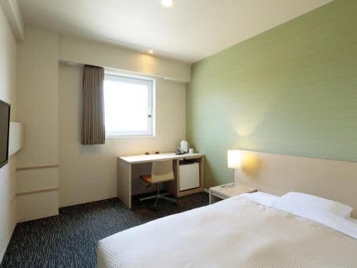 Moderate Double Room with Desk - Smoking