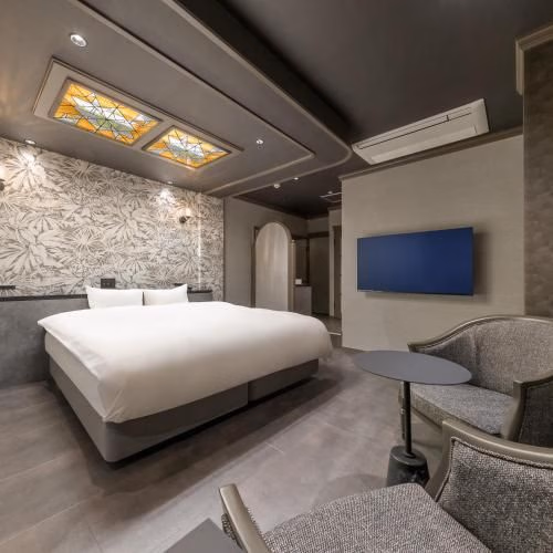 โฮเทล นัวร์ บล็อง (Hotel Noir Blanc)2